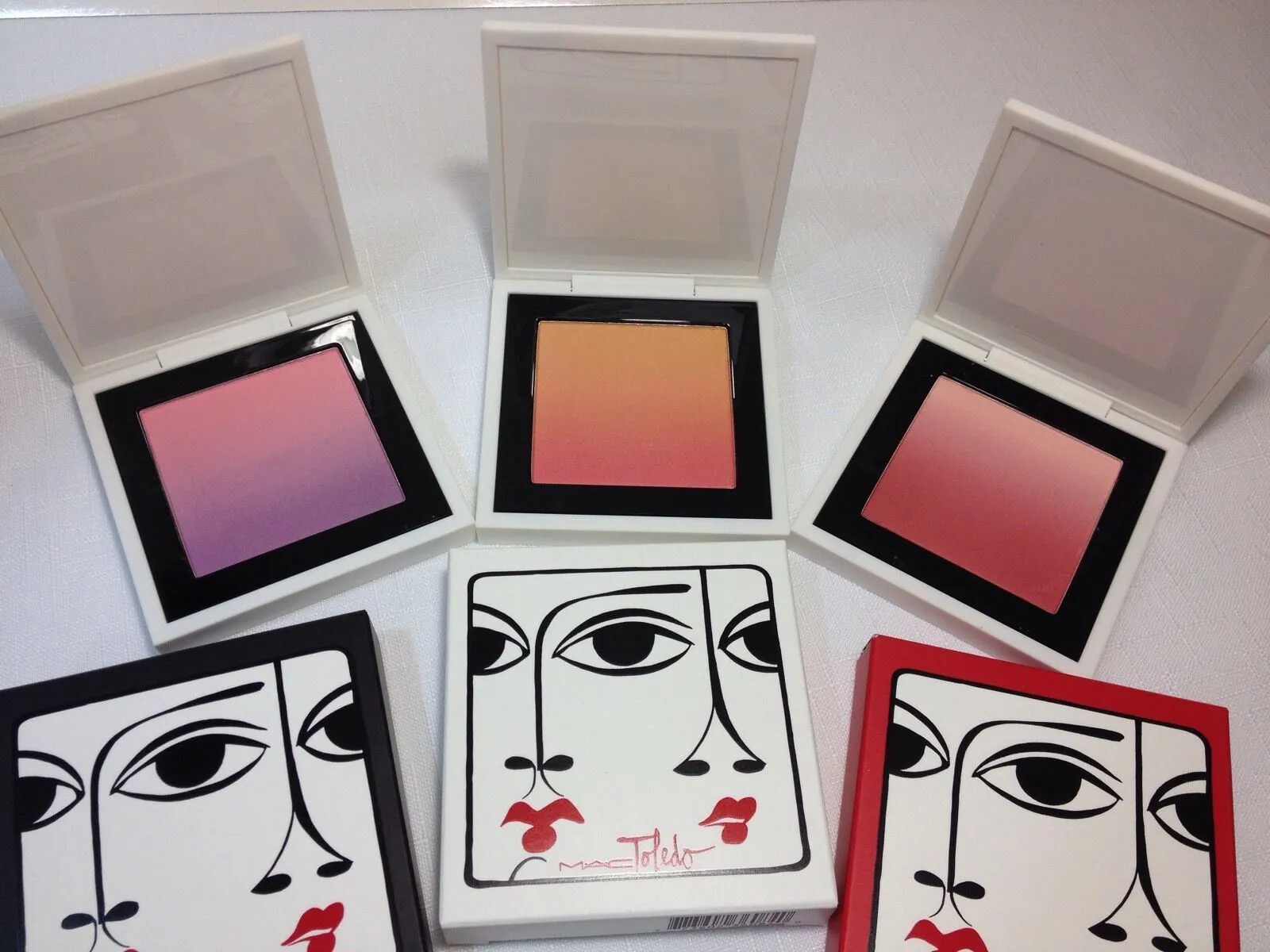 2 BNIB MAC Toledo Collection Sin Lipstick (matte) & Lipglass w/receipt Deep Red