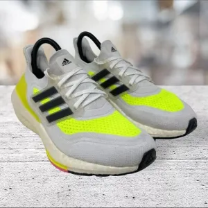 adidas UltraBoost 21 Mens Size 6 Women’s Size‎ 7.5 White Solar Yellow' FZ2929