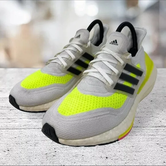 adidas UltraBoost 21 Mens Size 6 Women’s Size‎ 7.5 White Solar Yellow' FZ2929