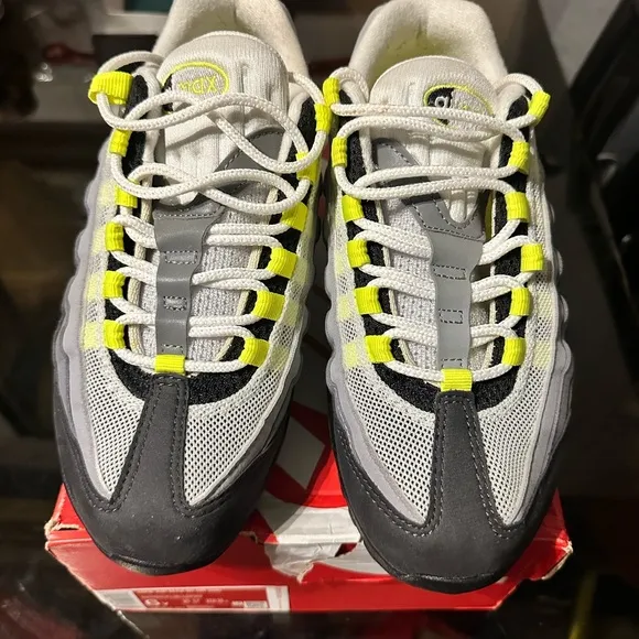 Air max 95 neon yellow