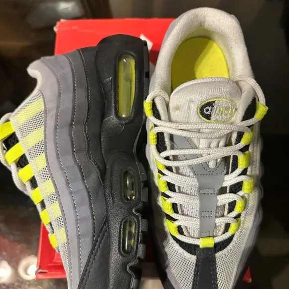 Air max 95 neon yellow