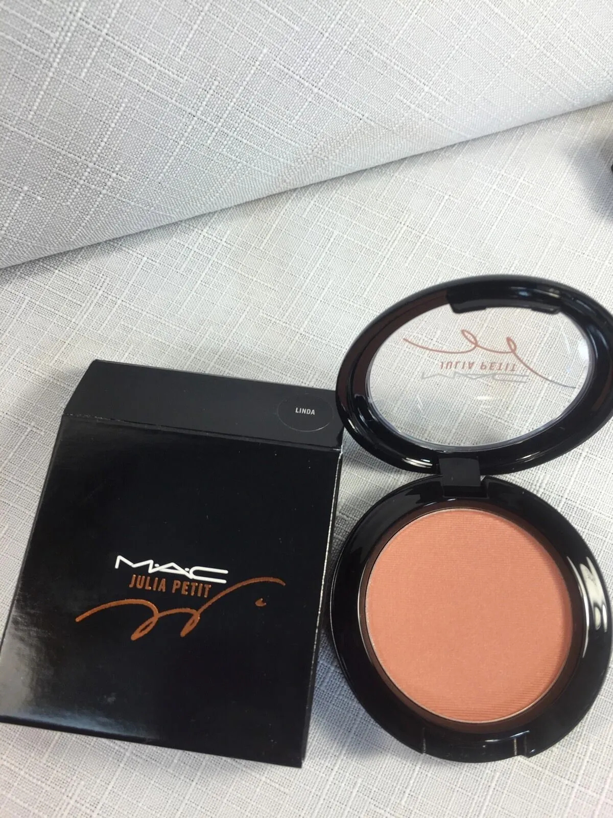 BNIB MAC JULIA PETIT 5pc Lipstick Blush Lipglass Linda Boca Acai Red w/receipt