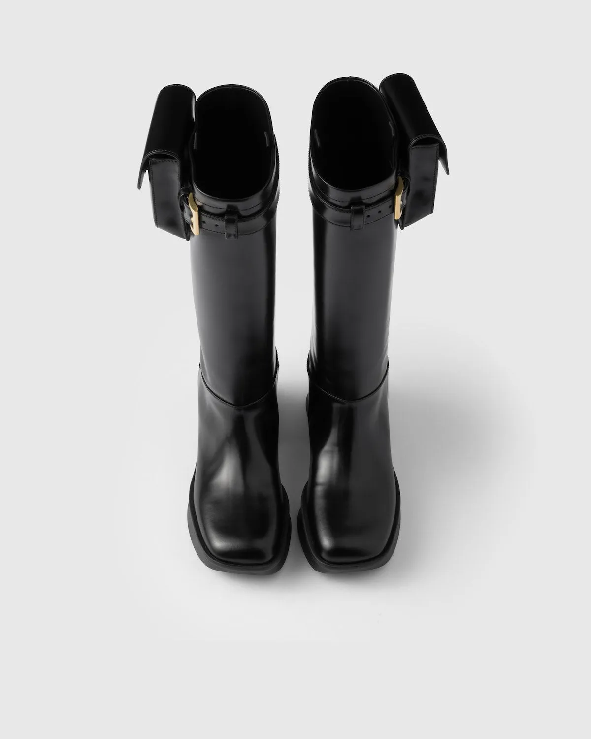 Brushed Leather Boots With Pouch