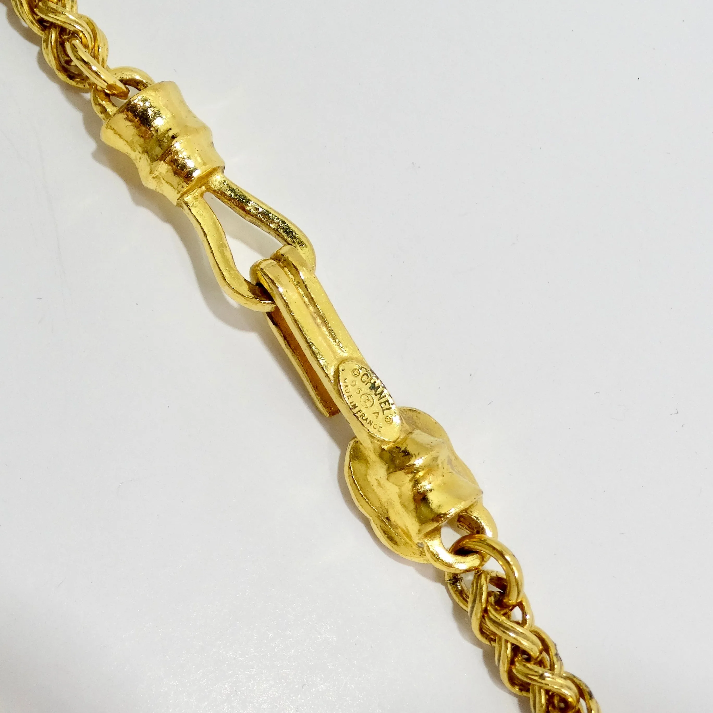 Chanel 1995 Gold Tone Gripoix Glass Pendant Necklace