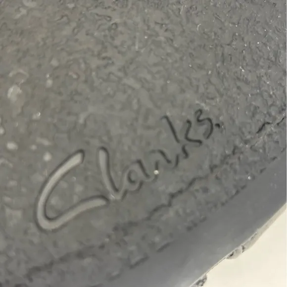 Clarks Artisan Active Air Comfort Peep Toe Pumps Kitten Heels Black Size 7.5