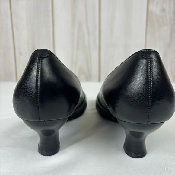 Clarks Artisan Active Air Comfort Peep Toe Pumps Kitten Heels Black Size 7.5