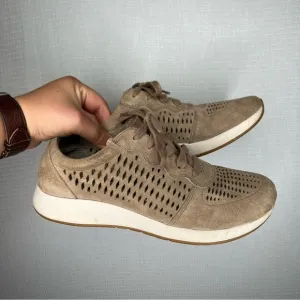 Dansko | Woman’s Sneaker Taupe Charlie 40