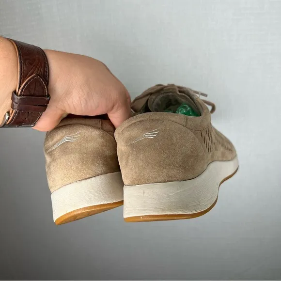 Dansko | Woman’s Sneaker Taupe Charlie 40