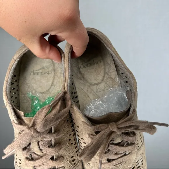 Dansko | Woman’s Sneaker Taupe Charlie 40