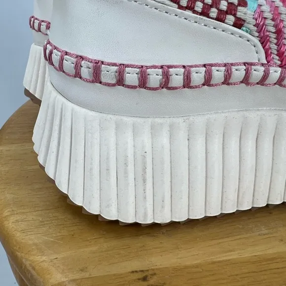Dolce Vita Daran Wedge multicolored material print Sneaker 7.5