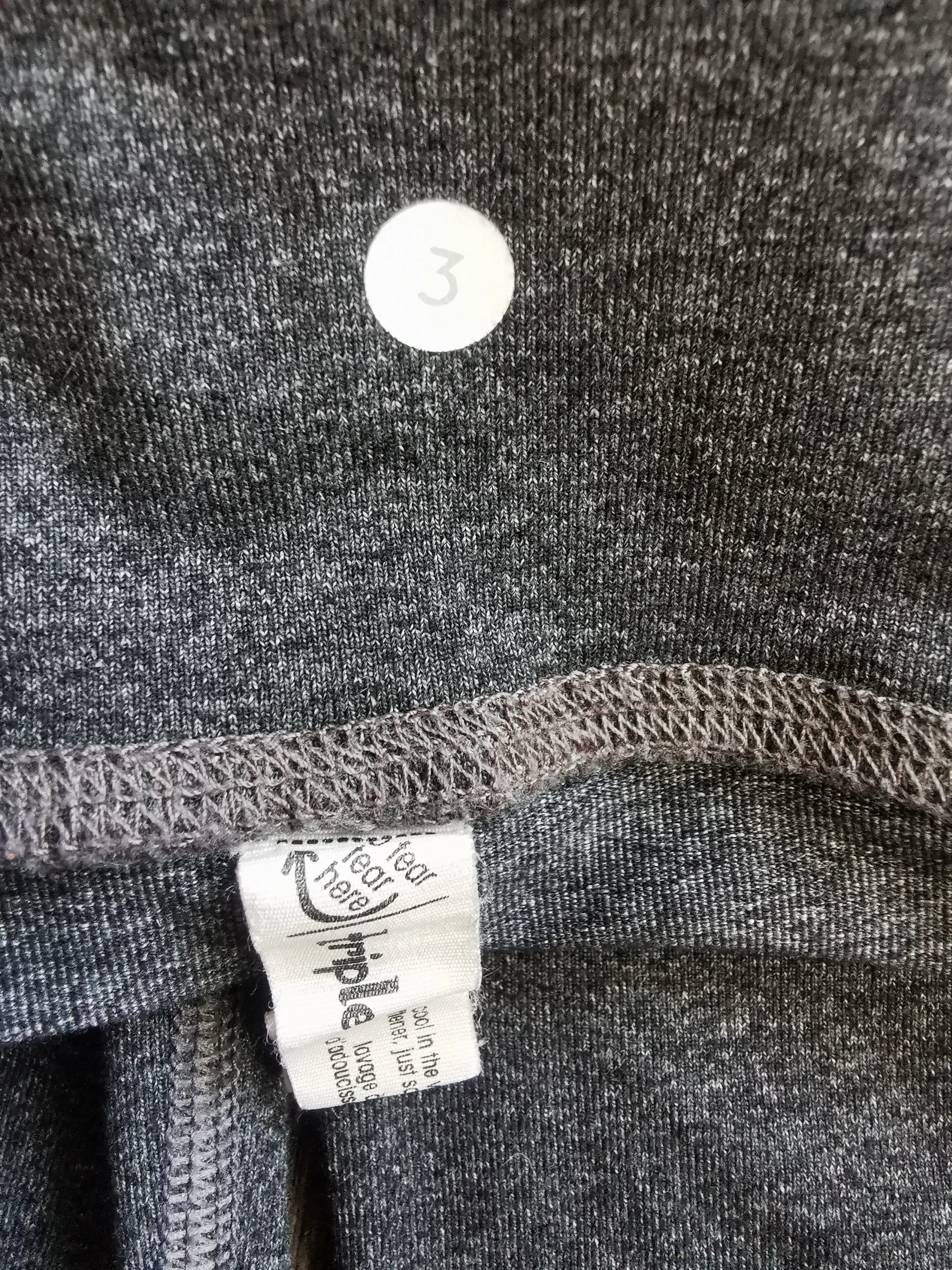 GIRL SIZE 3 (8/10 YEARS) - TRIPLE FLIP, Yoga Capri Pants EUC B36