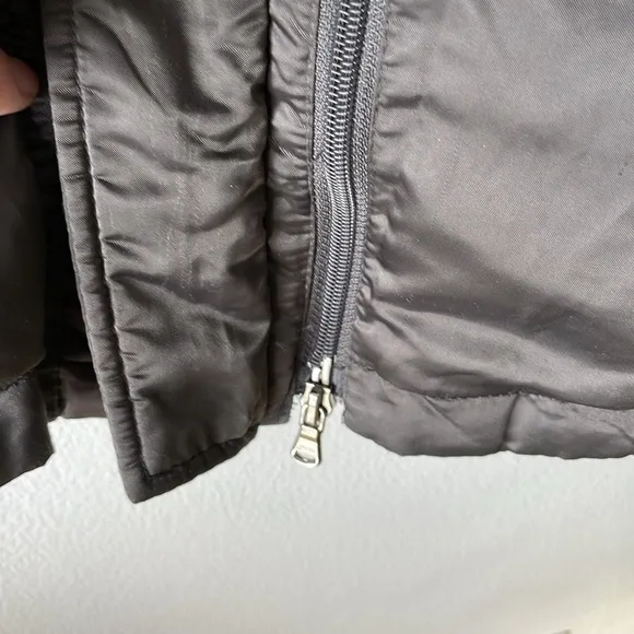 •GUESS• down-feather puffer coat // mid-length // full zip jacket // dark silver