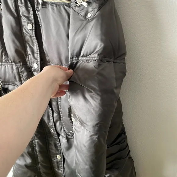 •GUESS• down-feather puffer coat // mid-length // full zip jacket // dark silver