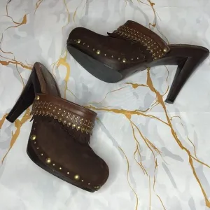 Isabella Fiore made in Italy, brown suede clog heels with stud detail
