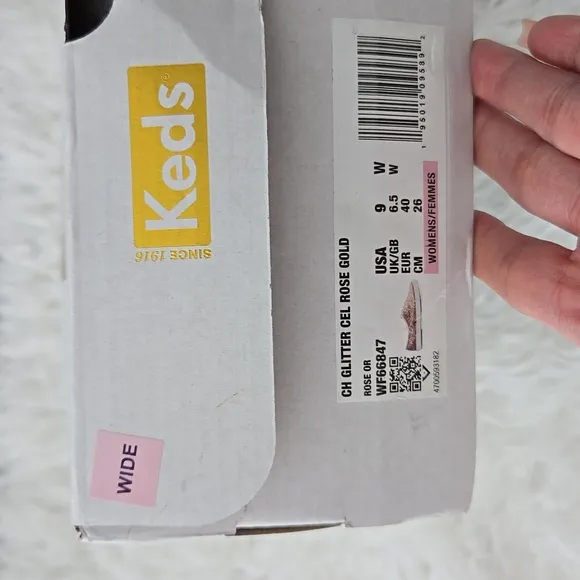 Keds Champion Glitter Celebration Lace Up. Color: Rose Gold Glitter. Size 9 WNe