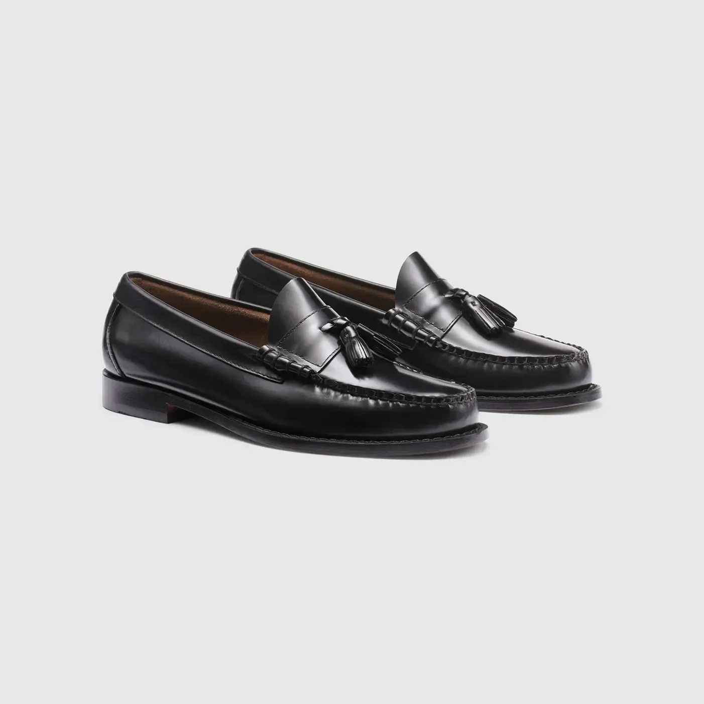 Lennox Leather Tassel Weejuns Loafer in Black