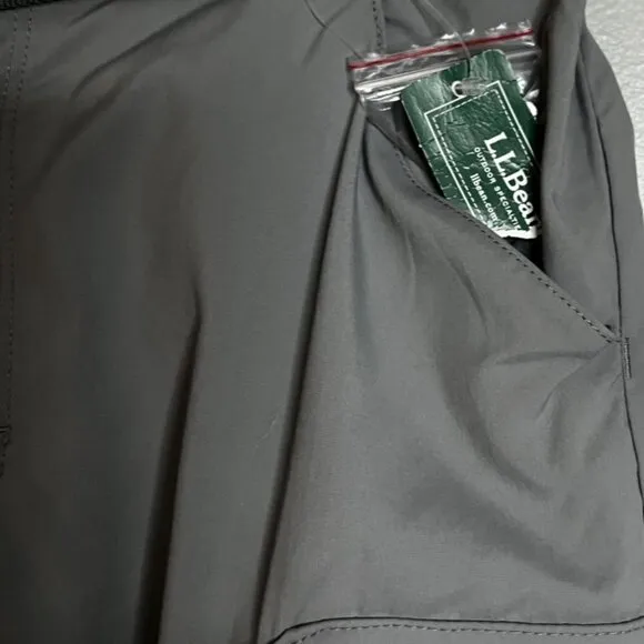 LL Bean Women's Tropicwear Shorts, 7&quot; Inseam in Frost Gray Color Size XS