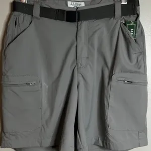 LL Bean Women's Tropicwear Shorts, 7&quot; Inseam in Frost Gray Color Size XS