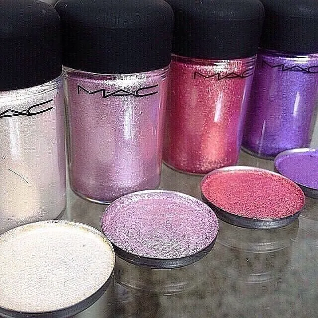 MAC Pressed Pigments QUAD Eyeshadow Kitschmas Pink Pearl Fuchsia Madly Personal