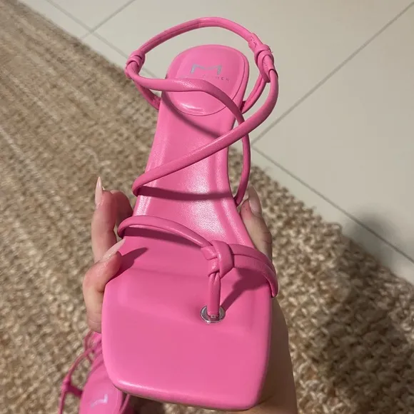 Marc Fisher | NWOT | pink heels