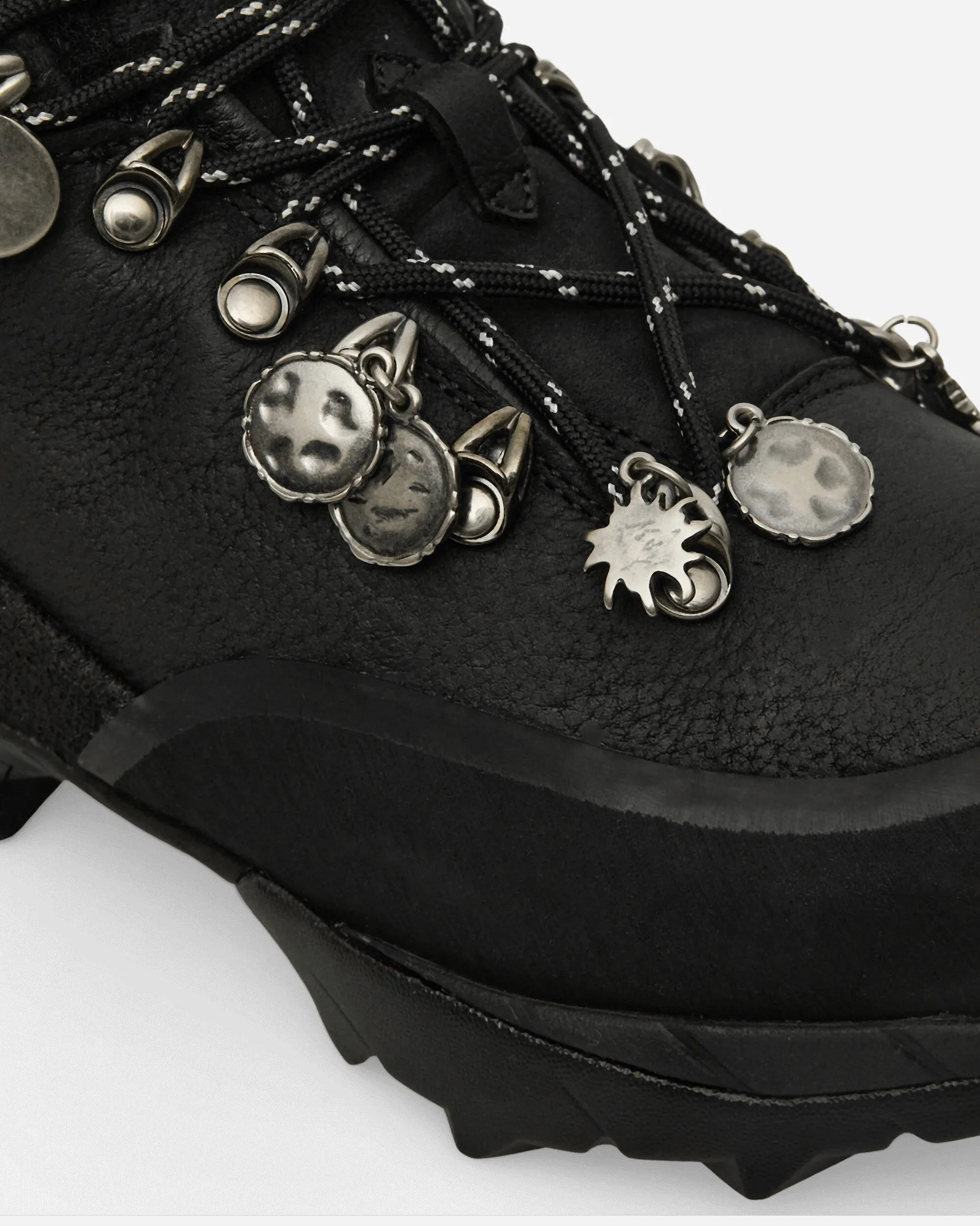 Nightfall Medallion Andreas Boots Black