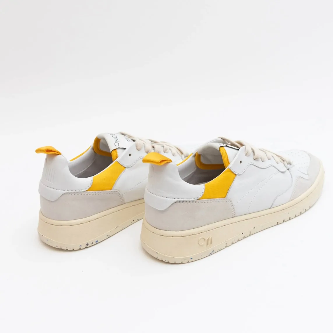 Oncept Phoenix Sneaker-white cloud