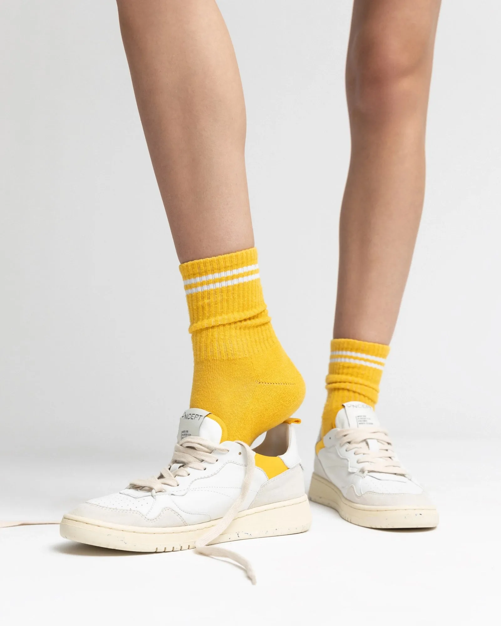 Oncept Phoenix Sneaker