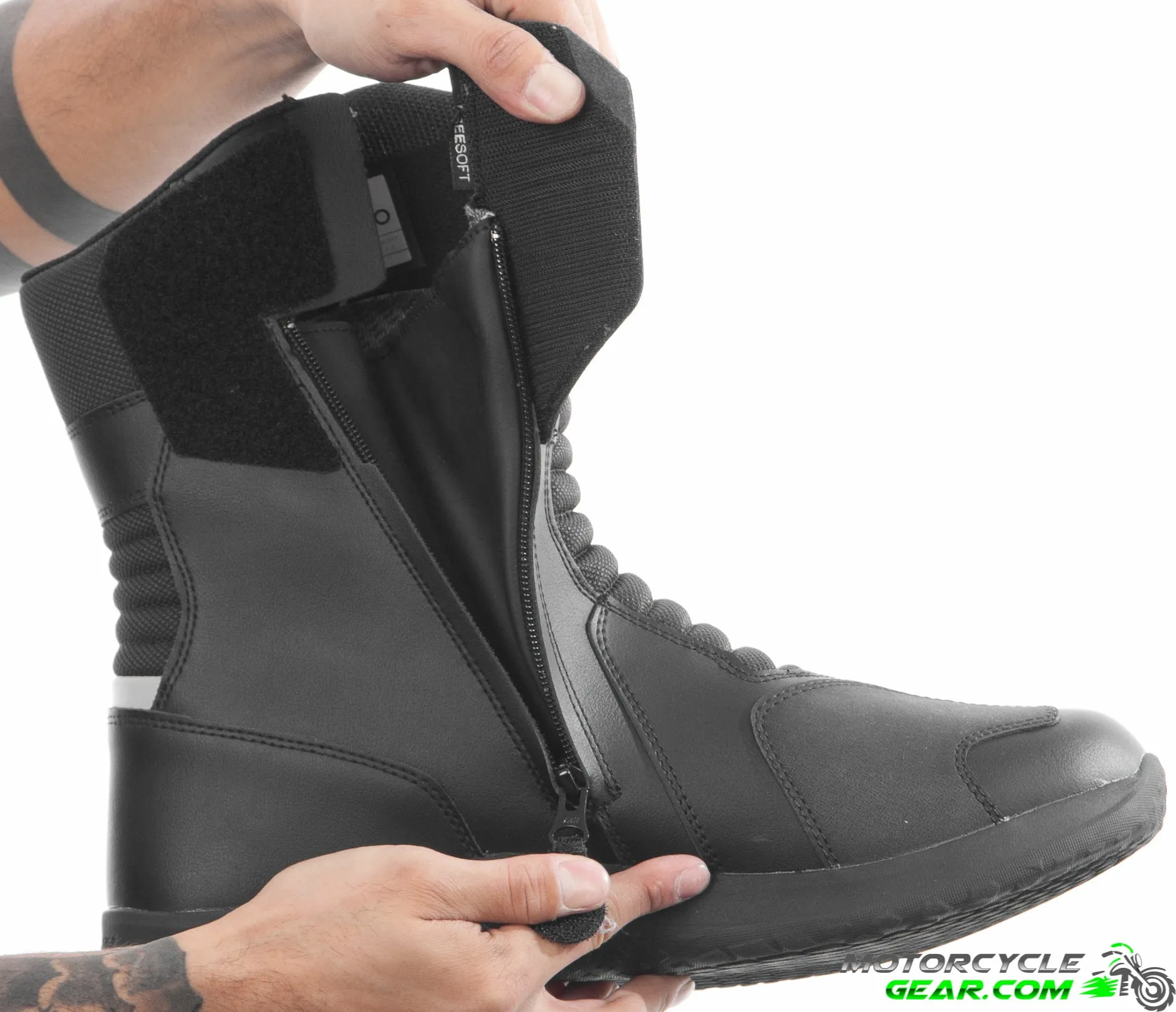 REV'IT! Magnetic GTX Boots