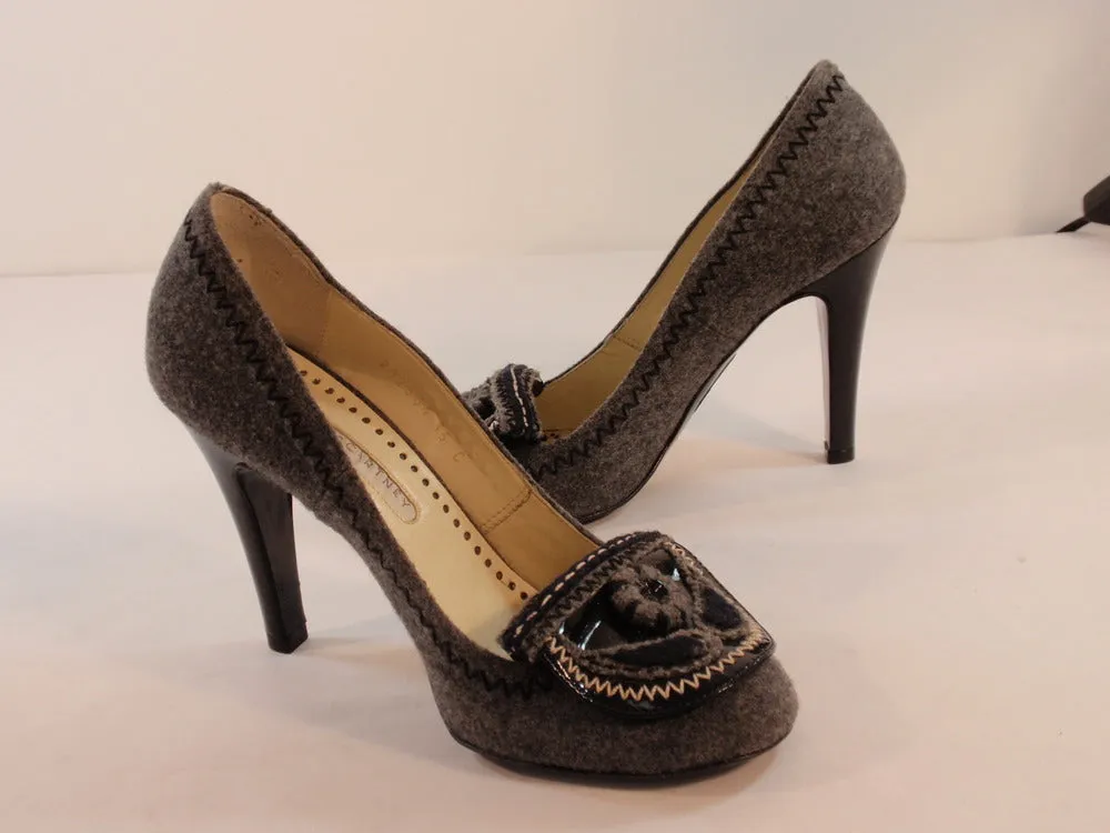 STELLA MCCARTNEY Grey Wool Heels with Flower and Patent Leather Detail Size 5