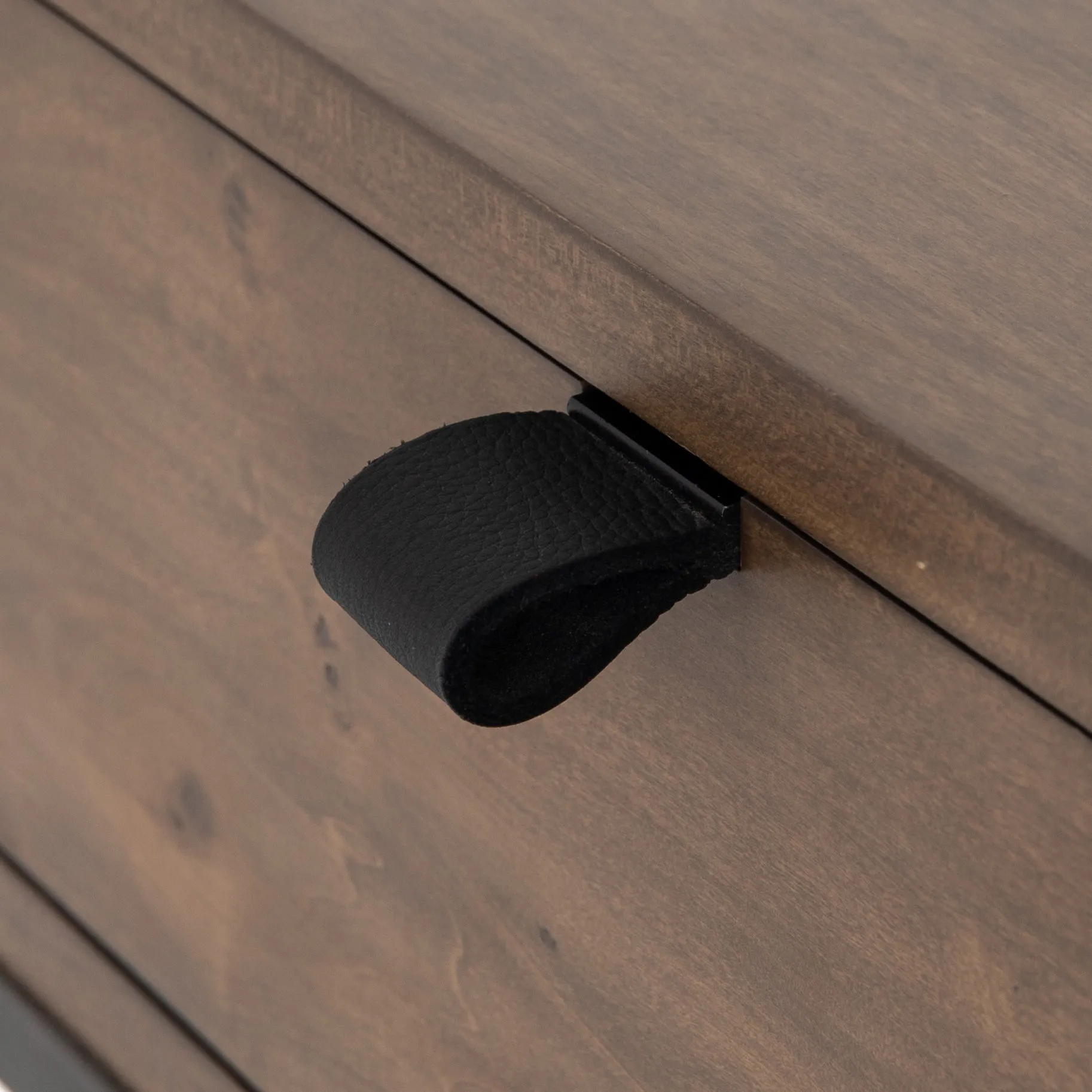Trey Nightstand-Auburn Poplar