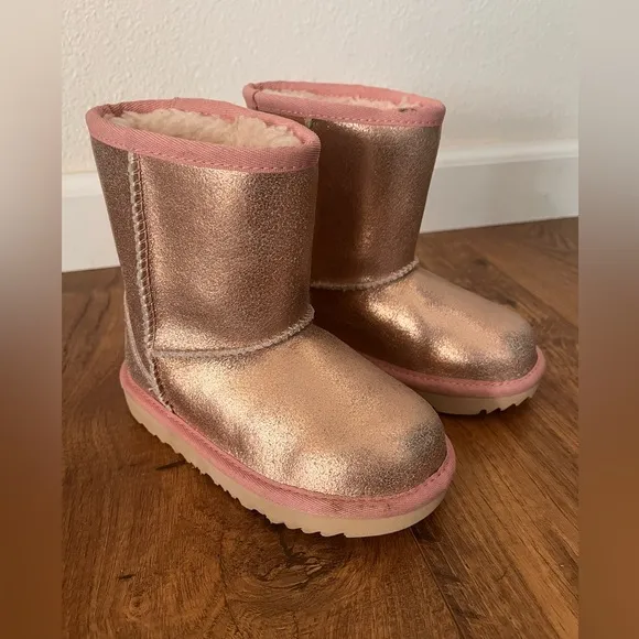 Uggs pink metallic glitter little girls toddler size 10 shoes boots